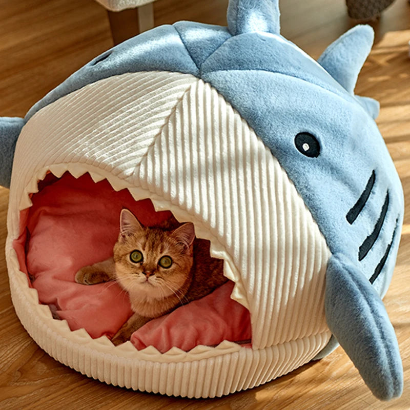 Enclosed Warm Cat Bed Cave – Cozy Nest for Kittens & Pets