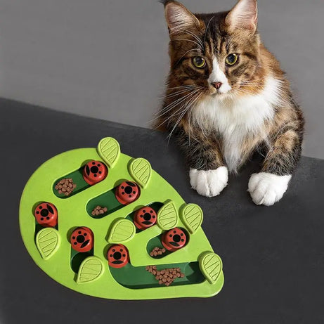 Green Leaf Cat Toy, Dog Feeder, Slow Food Puzzle, Interactive