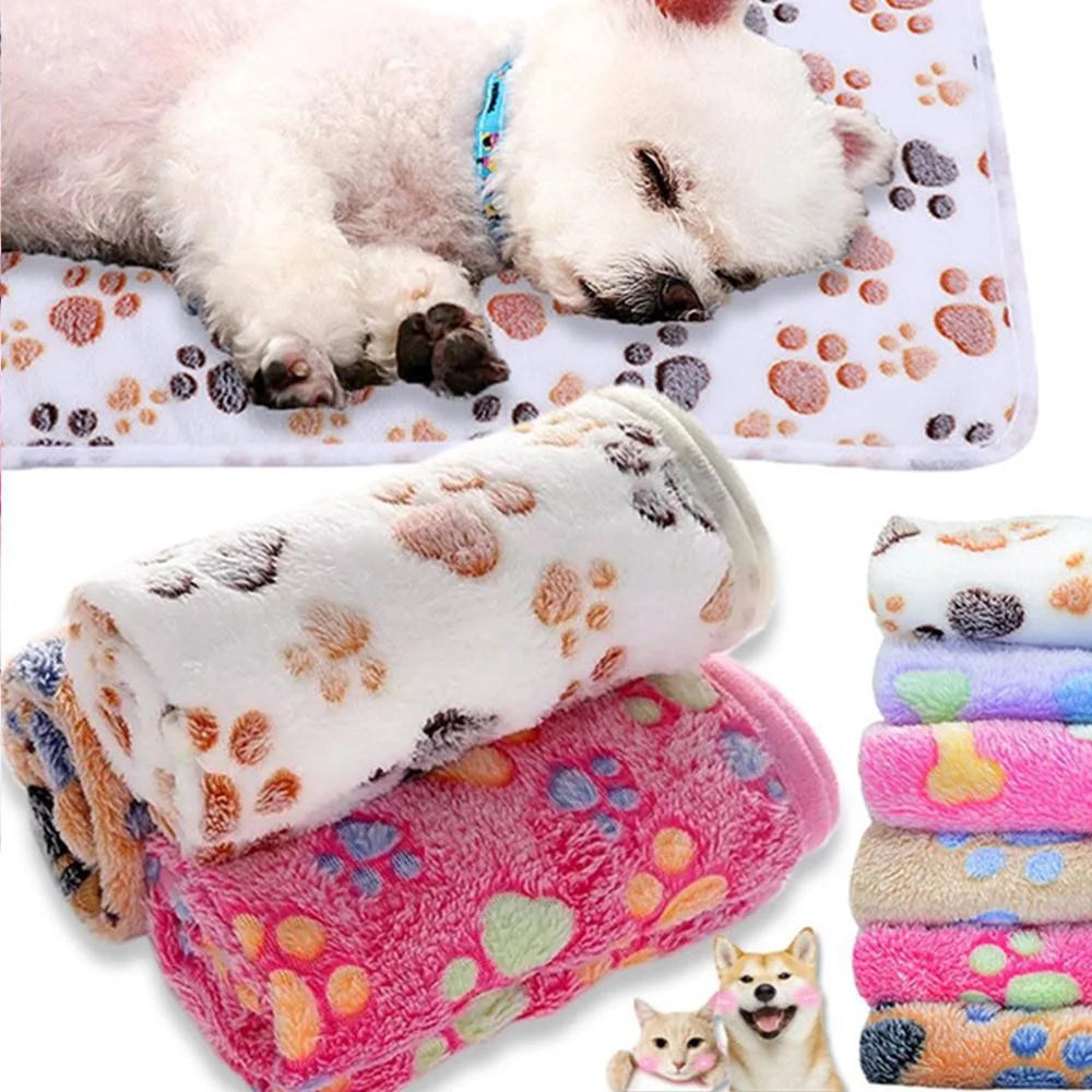 Soft Cartoon Pet Blanket – Warm, Fluffy & Cozy Mat