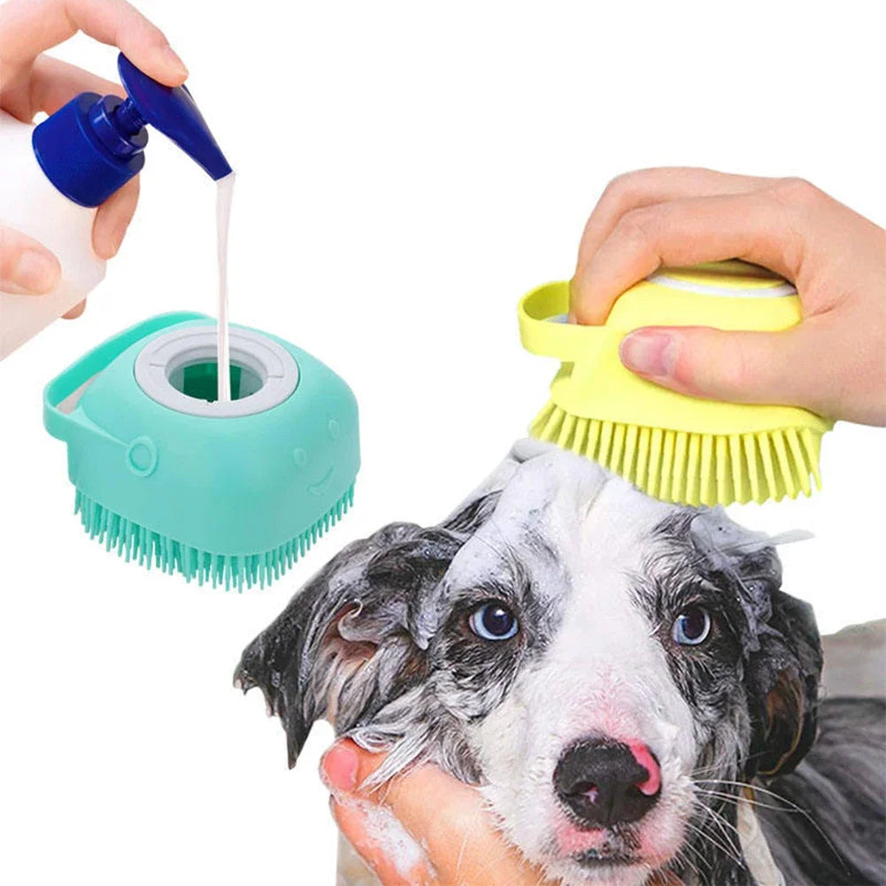 Pet Shampoo Brush
