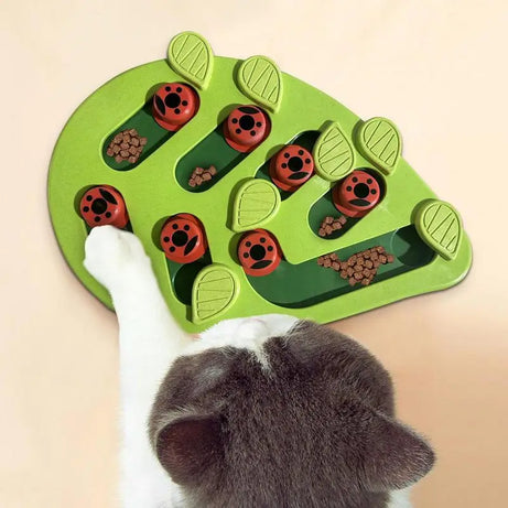 Green Leaf Cat Toy, Dog Feeder, Slow Food Puzzle, Interactive